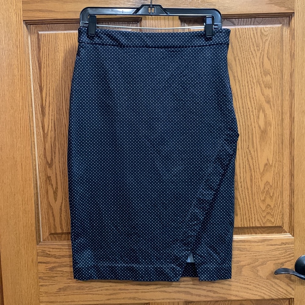 Banana republic fitted black with white polkadot skirt